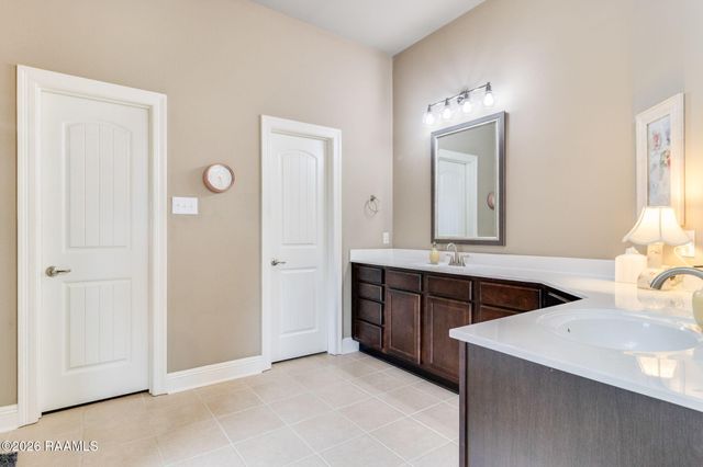 226 Travailleur Road, Lafayette, LA 70506