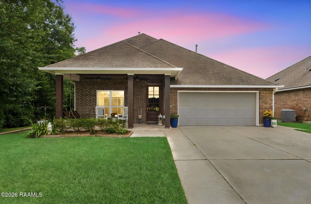 226 Travailleur Road, Lafayette, LA 70506