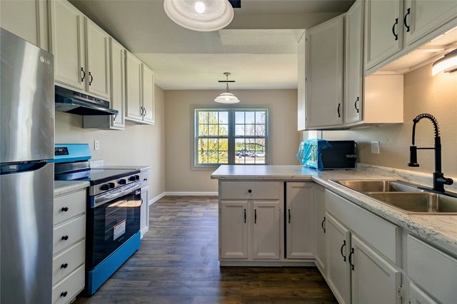 4116 Lexington Drive NE C, Cedar Rapids, IA 52402