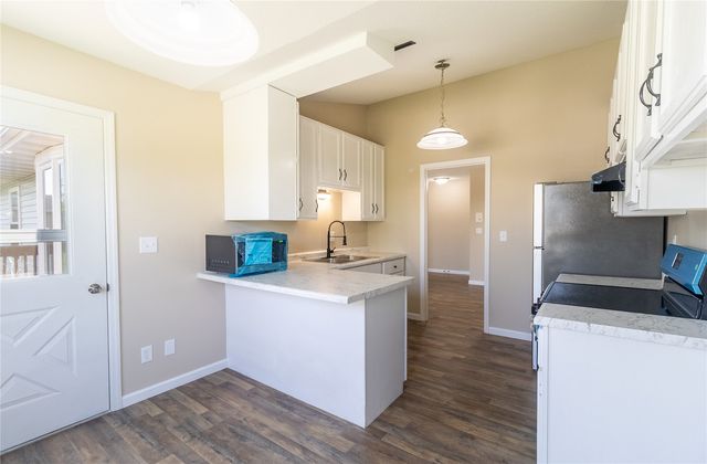 4116 Lexington Drive NE C, Cedar Rapids, IA 52402