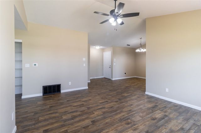 4116 Lexington Drive NE C, Cedar Rapids, IA 52402