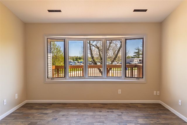 4116 Lexington Drive NE C, Cedar Rapids, IA 52402
