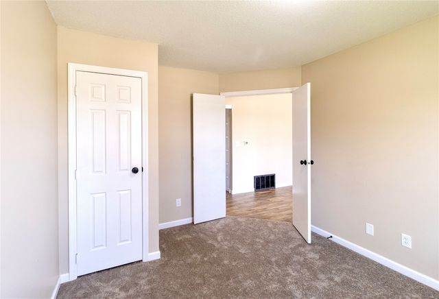 4116 Lexington Drive NE C, Cedar Rapids, IA 52402