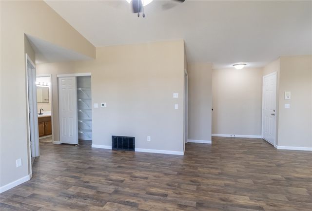 4116 Lexington Drive NE C, Cedar Rapids, IA 52402