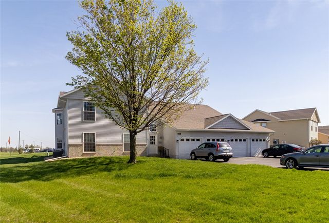 4116 Lexington Drive NE C, Cedar Rapids, IA 52402