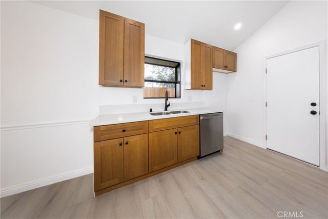 13707 4th, Yucaipa, CA 92399