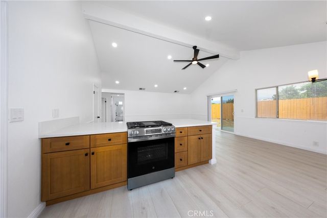 13707 4th, Yucaipa, CA 92399