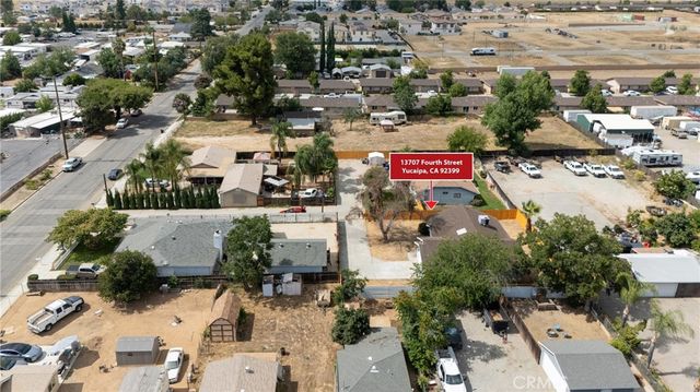 13707 4th, Yucaipa, CA 92399
