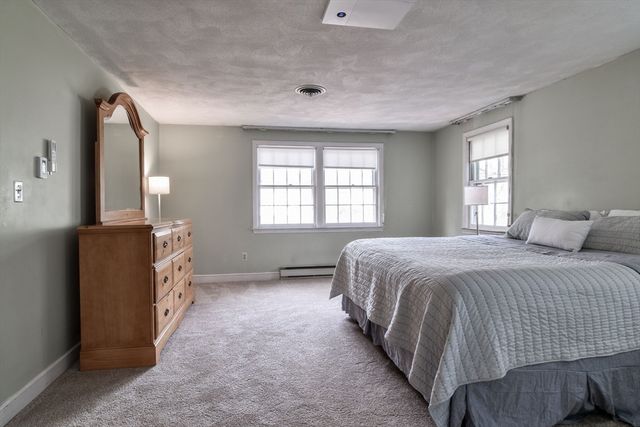 14 Travis Drive, Framingham, MA 01702