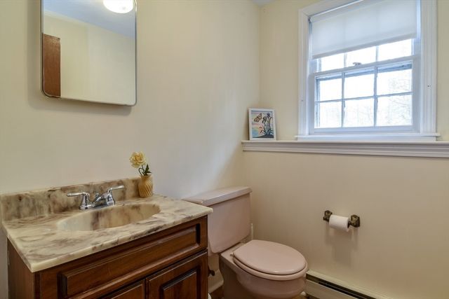 14 Travis Drive, Framingham, MA 01702