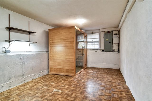 14 Travis Drive, Framingham, MA 01702