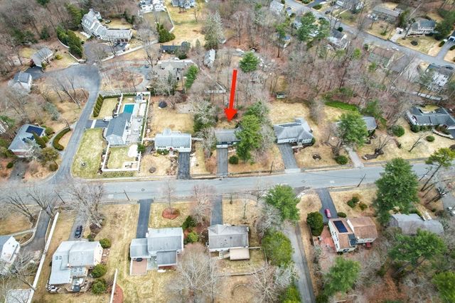 14 Travis Drive, Framingham, MA 01702