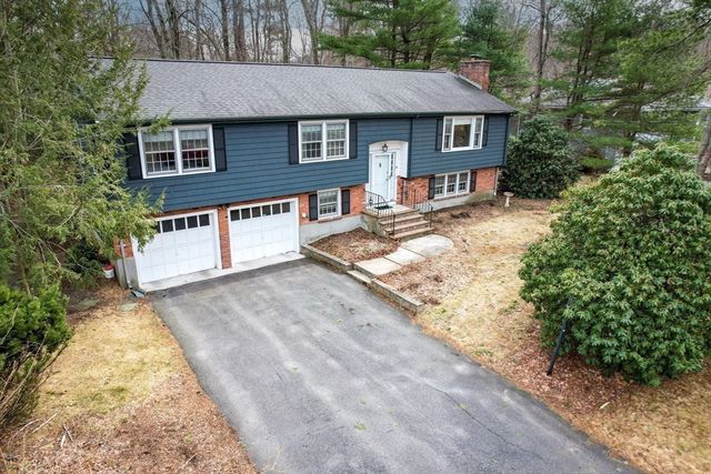 14 Travis Drive, Framingham, MA 01702