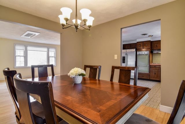 14 Travis Drive, Framingham, MA 01702