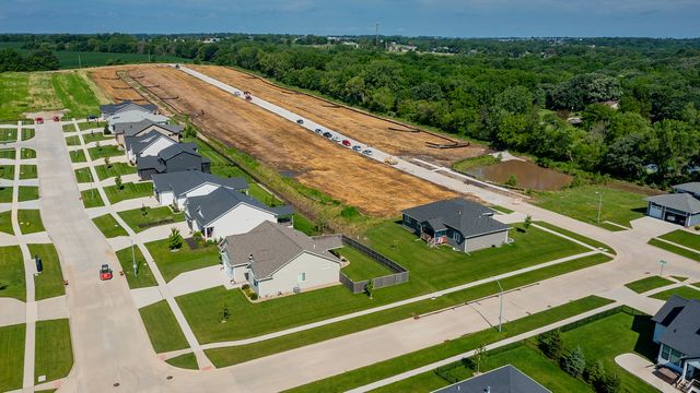11335 Brookdale Drive, West Des Moines, IA 50263