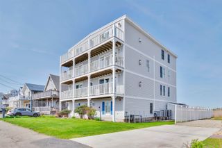 605 Ocean Blvd Apt 1, Hampton, NH 03802