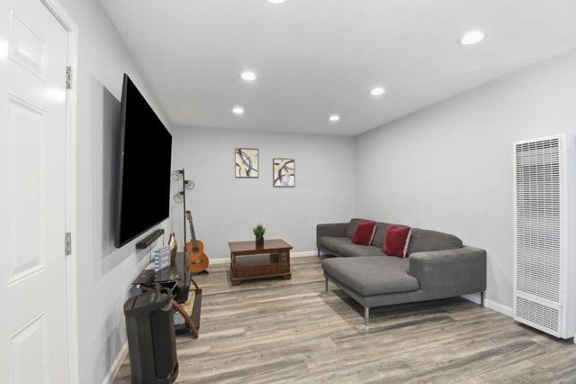 2317 Virginia Avenue, Richmond, CA 94804
