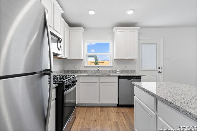 2910 Forsyth Canyon, San Antonio, TX 78109