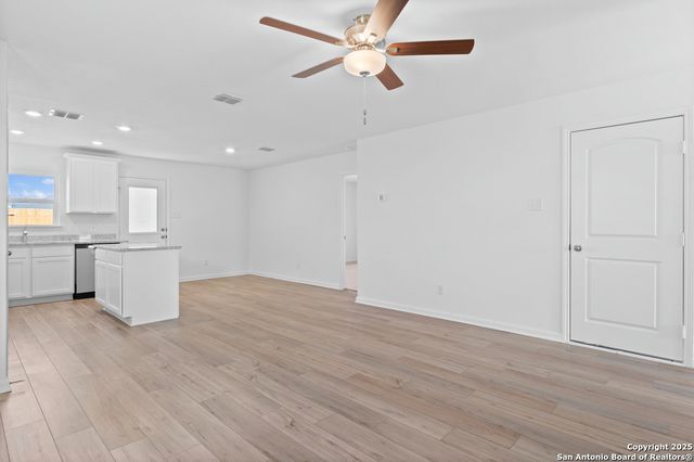 2910 Forsyth Canyon, San Antonio, TX 78109