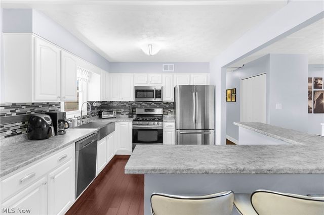 4829 Pinetrace Drive, Youngstown, OH 44515