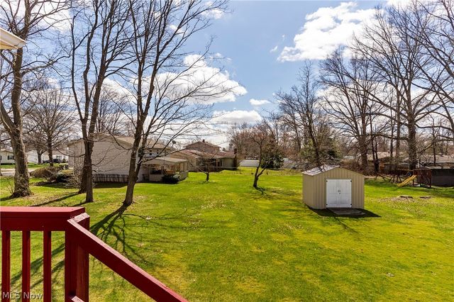 4829 Pinetrace Drive, Youngstown, OH 44515