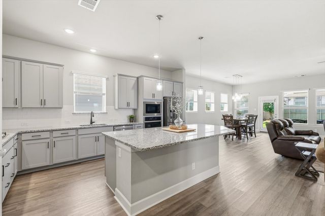 712 Swift Street, Northlake, TX 76247