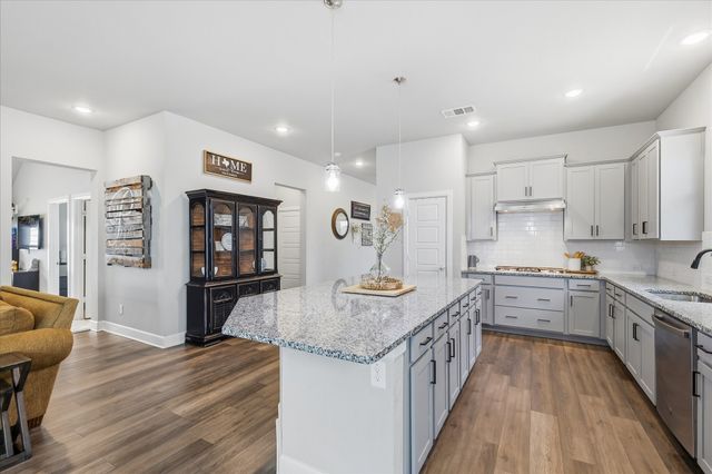 712 Swift Street, Northlake, TX 76247