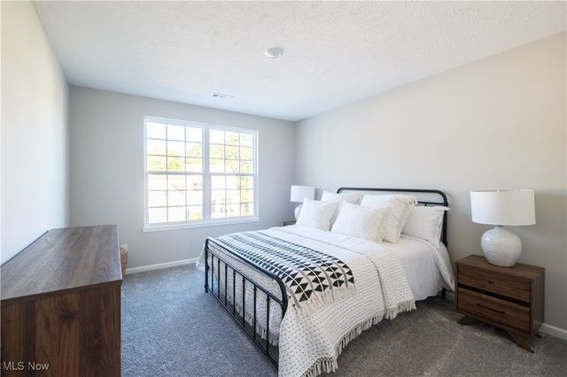 3829 Jacobs Lane, Green, OH 44685