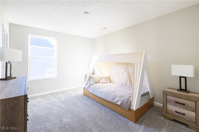 3829 Jacobs Lane, Green, OH 44685