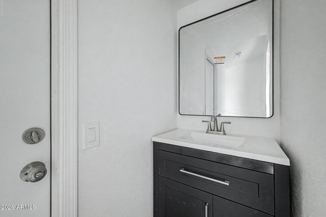 1707 W WAYLAND Drive, Phoenix, AZ 85041