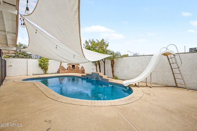 1707 W WAYLAND Drive, Phoenix, AZ 85041