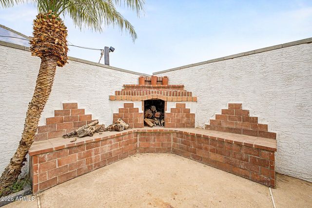 1707 W WAYLAND Drive, Phoenix, AZ 85041
