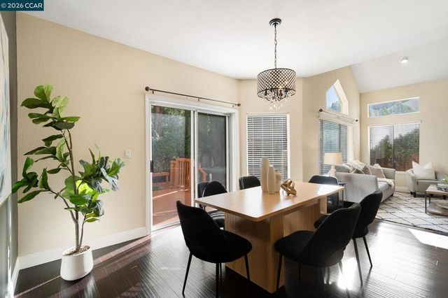 1383 Shell Ln, Clayton, CA 94517