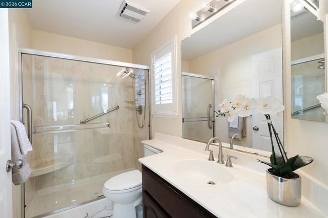 1383 Shell Ln, Clayton, CA 94517