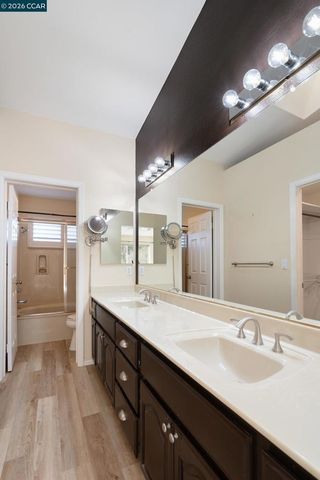 1383 Shell Ln, Clayton, CA 94517