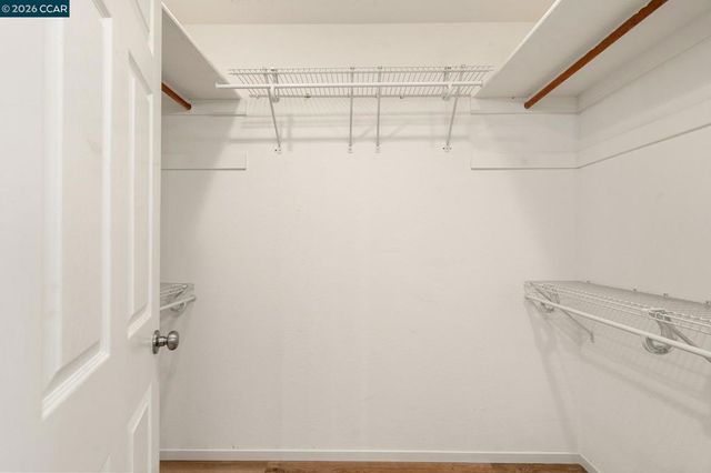 1383 Shell Ln, Clayton, CA 94517