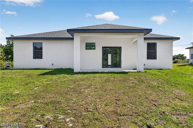 3609 58th ST W, Lehigh Acres, FL 33971