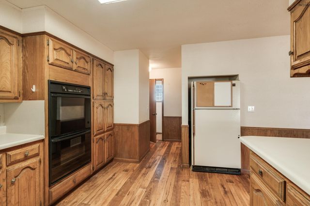 2627 E FM 367, Iowa Park, TX 76367