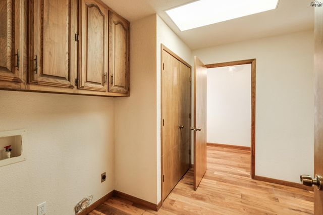 2627 E FM 367, Iowa Park, TX 76367