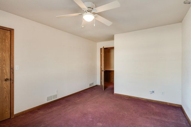 2627 E FM 367, Iowa Park, TX 76367