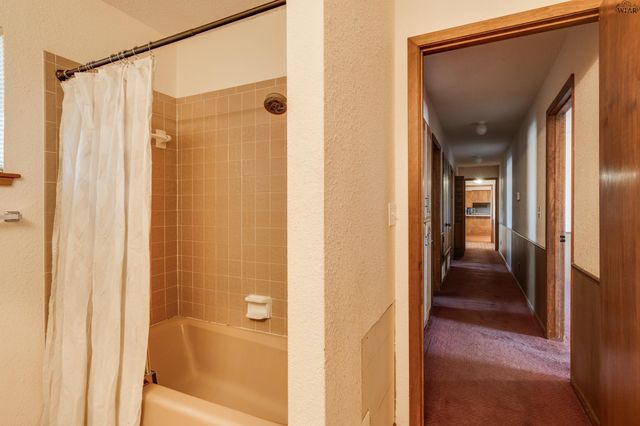 2627 E FM 367, Iowa Park, TX 76367