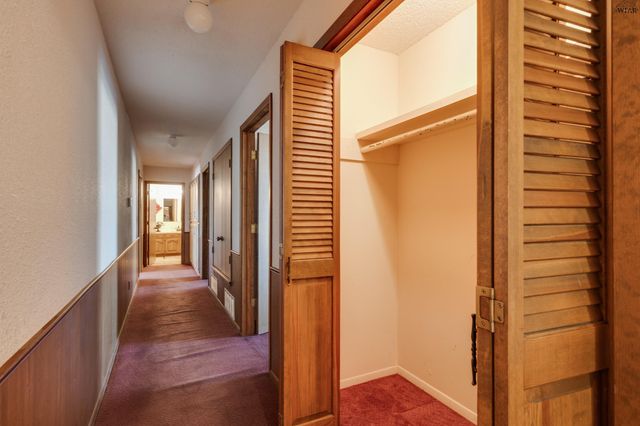 2627 E FM 367, Iowa Park, TX 76367