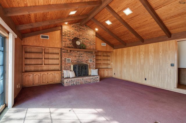 2627 E FM 367, Iowa Park, TX 76367