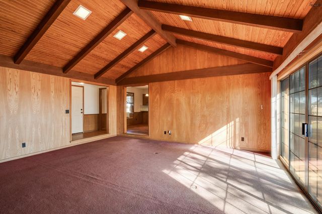 2627 E FM 367, Iowa Park, TX 76367