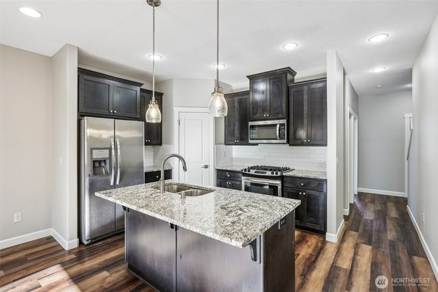 16520 SE 40TH CIR, Vancouver, WA 98683