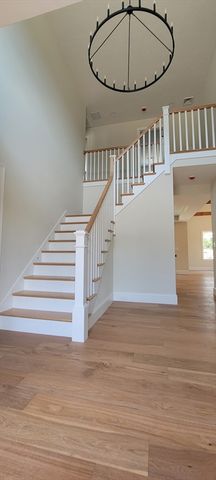 7 Kinsman Way, Foxboro, MA 02035