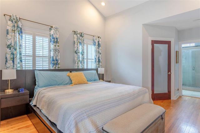 422 E GORE STREET, Orlando, FL 32806