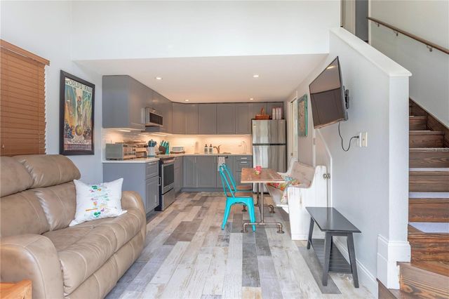 422 E GORE STREET, Orlando, FL 32806