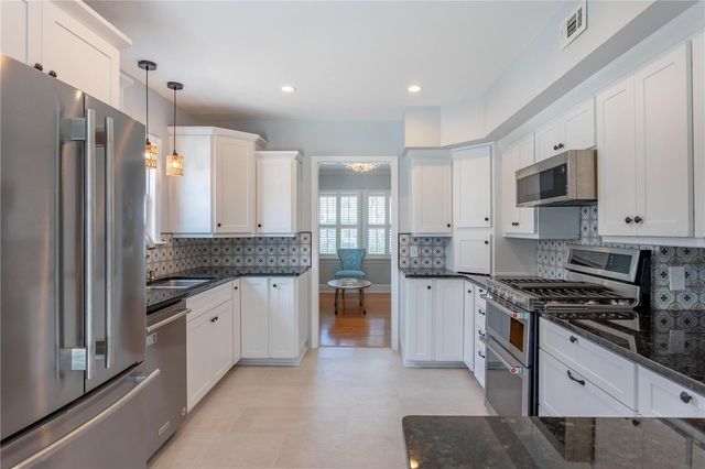 422 E GORE STREET, Orlando, FL 32806