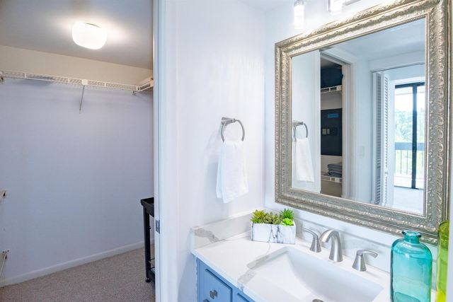 2400 PRESIDENTIAL Way 302, West Palm Beach, FL 33401